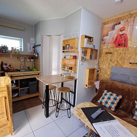 Studio 10M2, Terrasse 18M2 , Parking, Piscine Et Accueille Les Animaux Quissac  エクステリア 写真