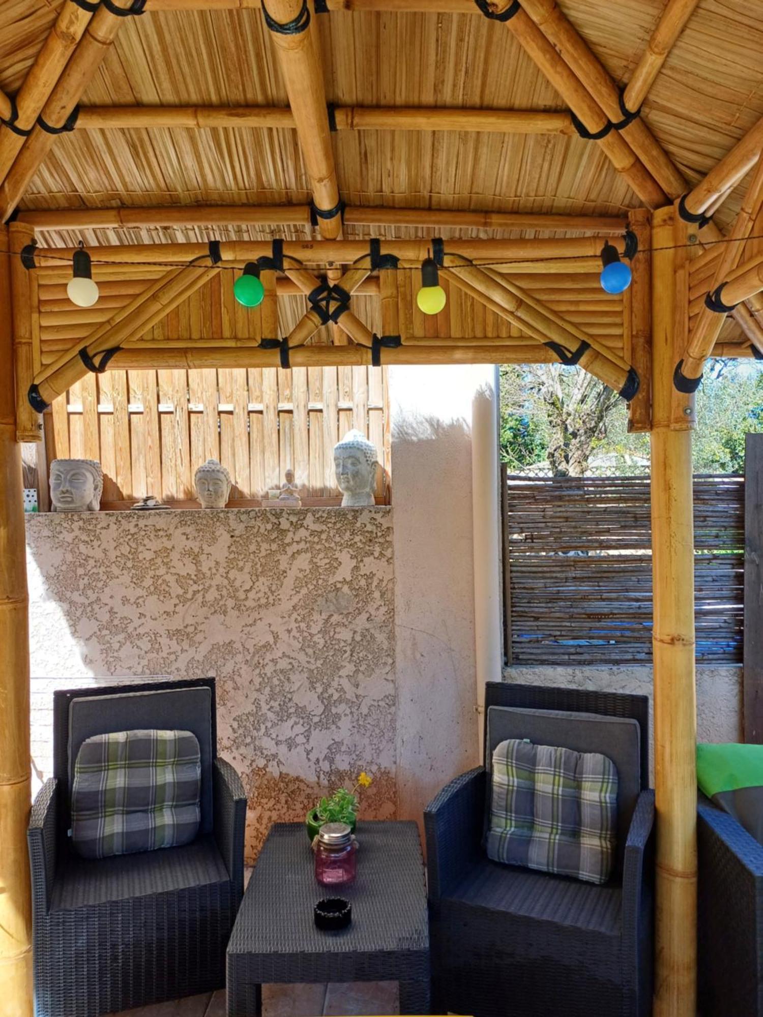 Studio 10M2, Terrasse 18M2 , Parking, Piscine Et Accueille Les Animaux Quissac  エクステリア 写真